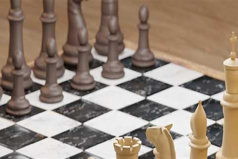 What boards do professional chess players use?