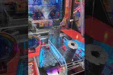 Winning a big block of coins at the arcade! 😱